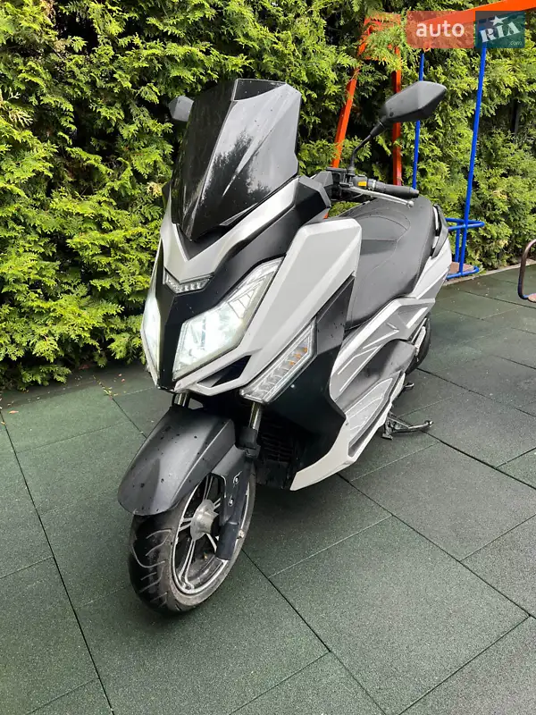 Like.Bike Earth 2021