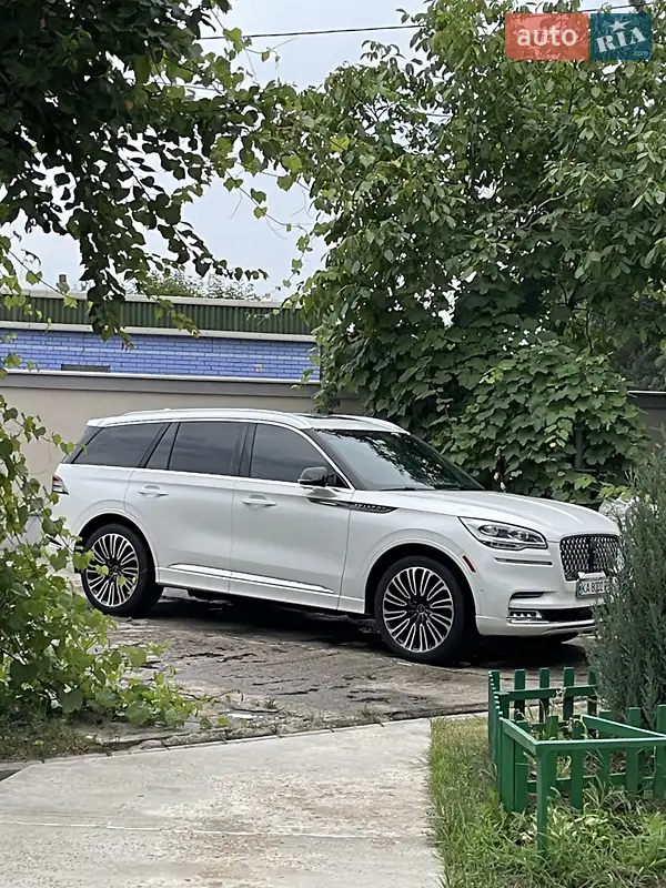Lincoln Aviator 2023