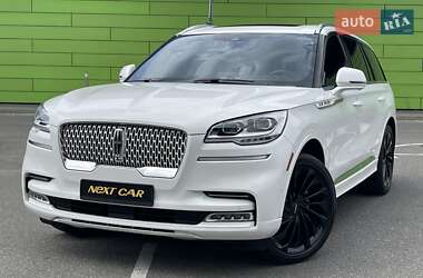 Lincoln Aviator  2020