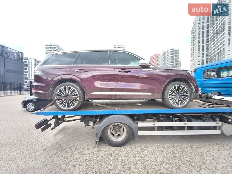 Легковые Lincoln Aviator