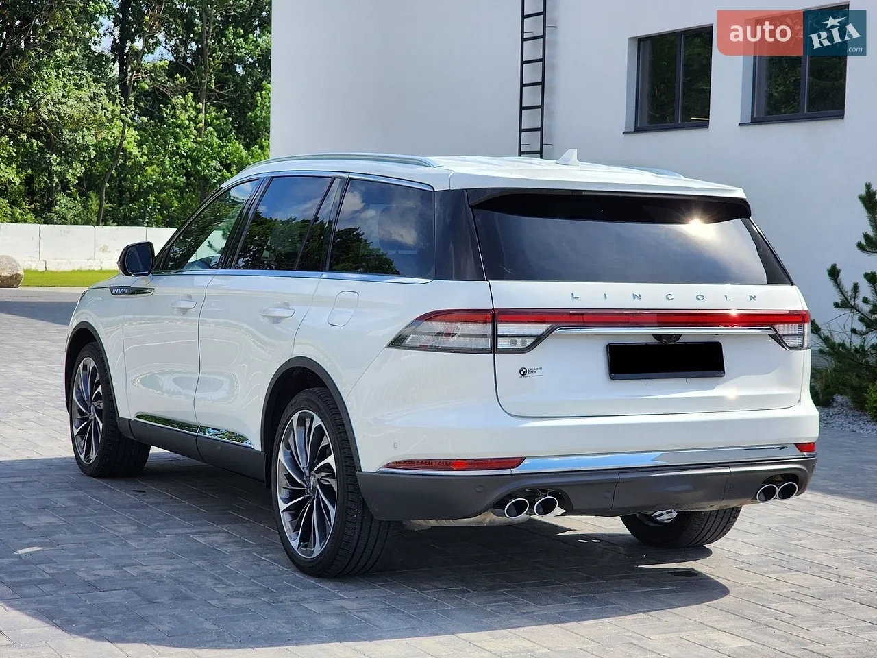 2021 Lincoln Aviator - мініатюра 3