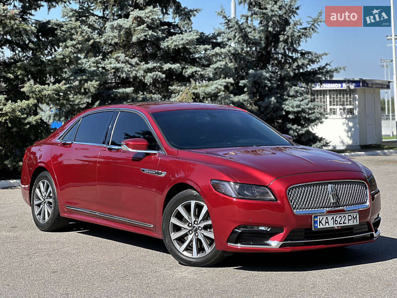 Седан Lincoln Continental