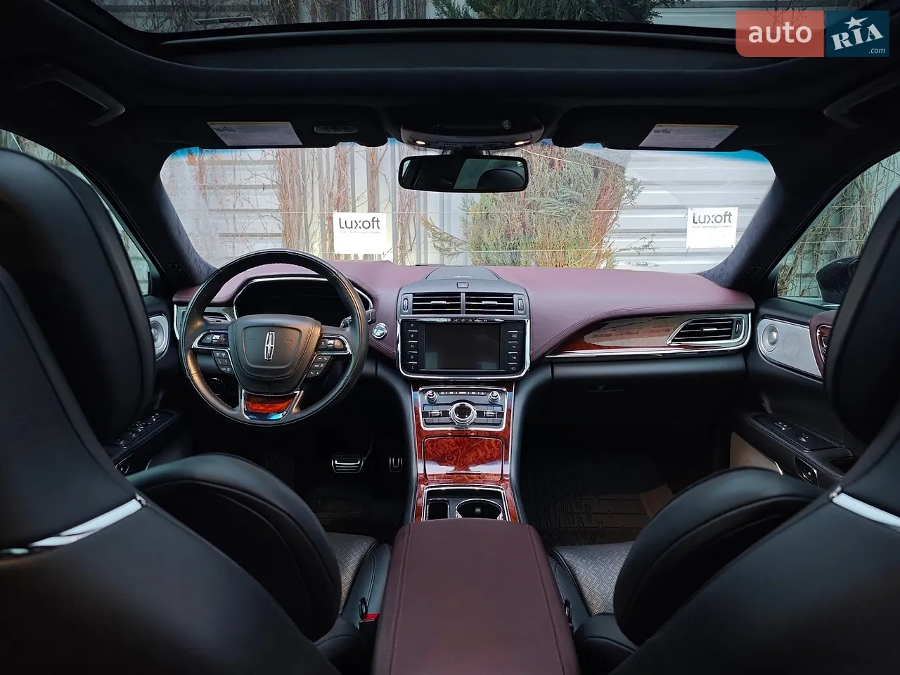 2019 Lincoln Continental - мініатюра 4