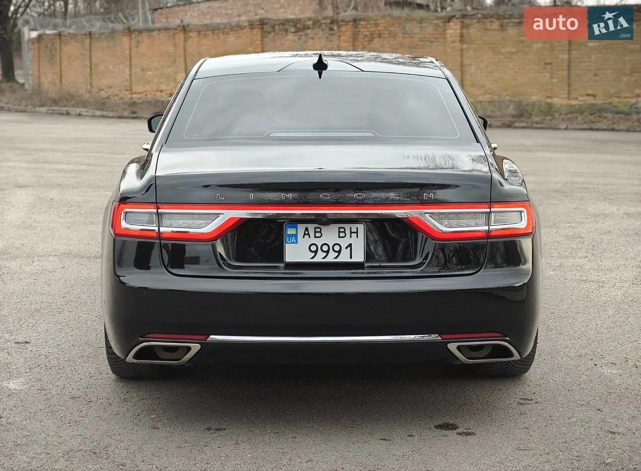 2019 Lincoln Continental - мініатюра 3