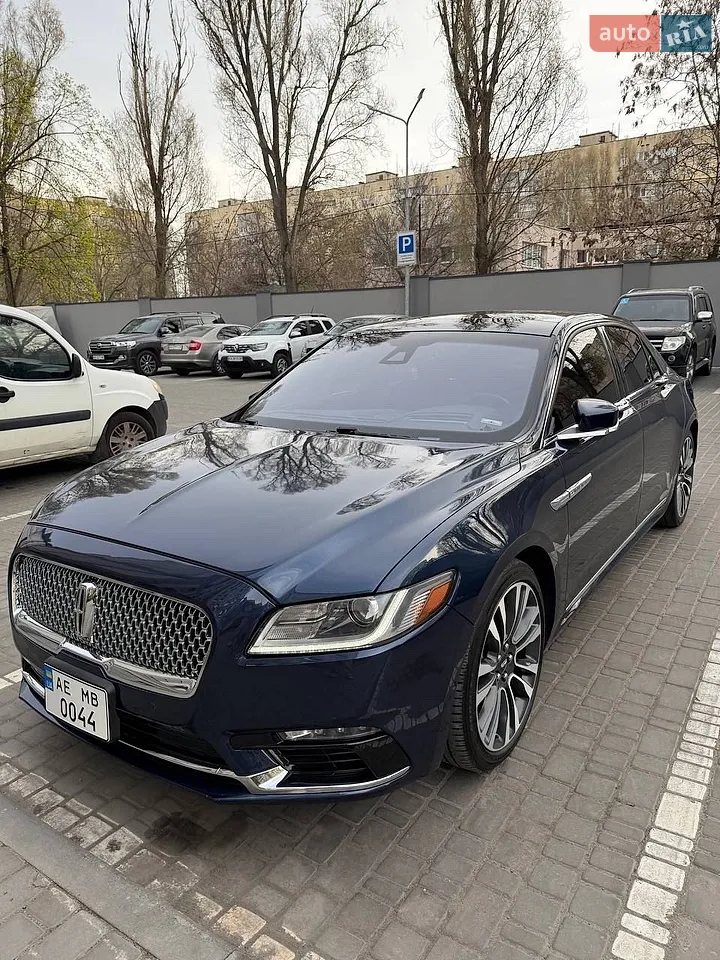 2017 Lincoln Continental - фото 1