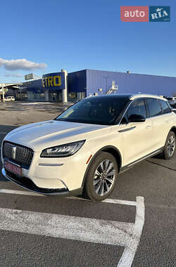 Lincoln Corsair  2020
