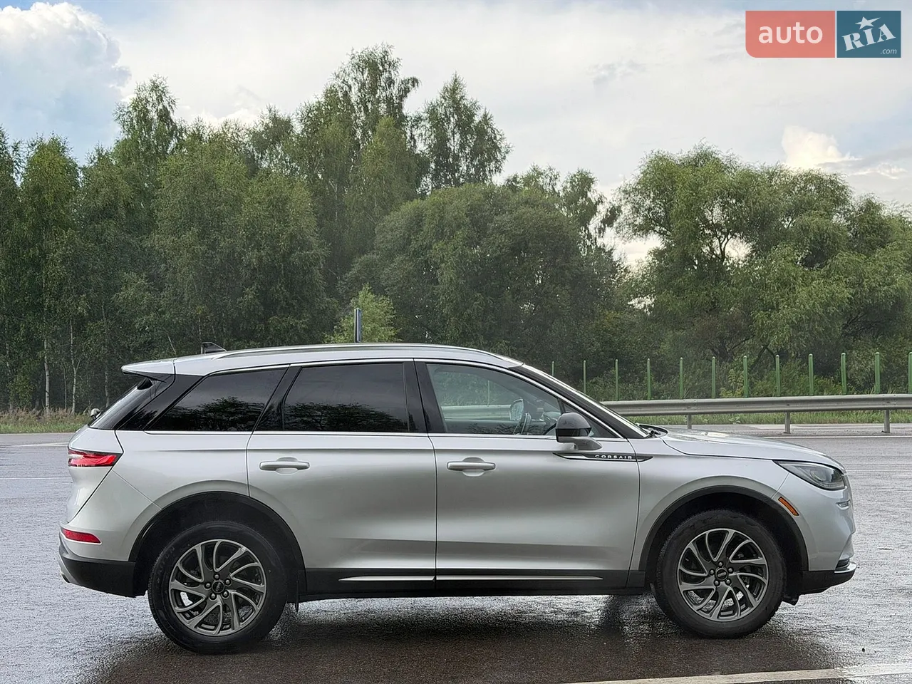 2020 Lincoln Corsair - мініатюра 4