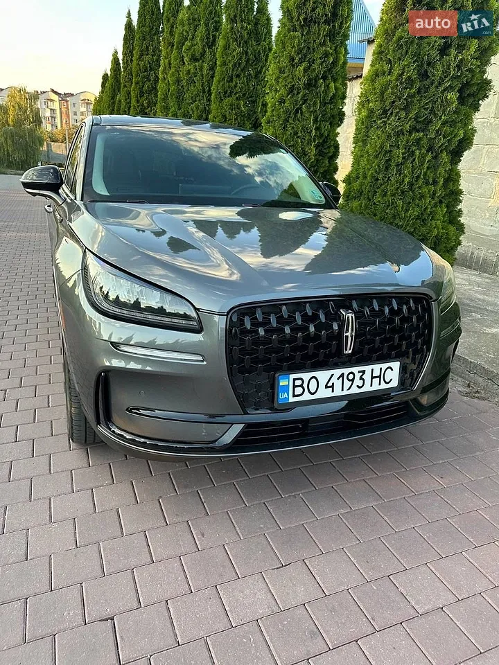 2023 Lincoln Corsair - мініатюра 2
