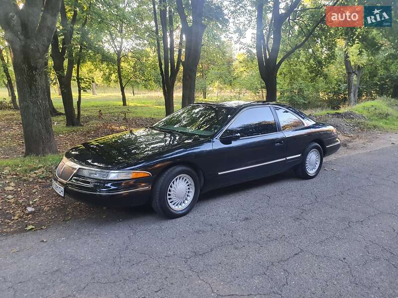 Lincoln Mark VIII