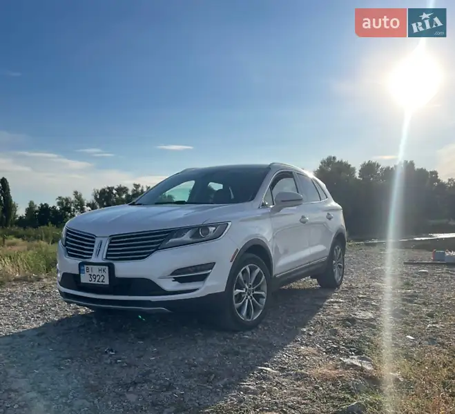 Lincoln MKC 2017