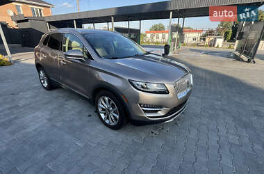 Lincoln MKC  2019
