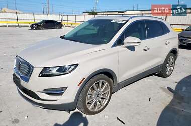 Lincoln MKC  2019