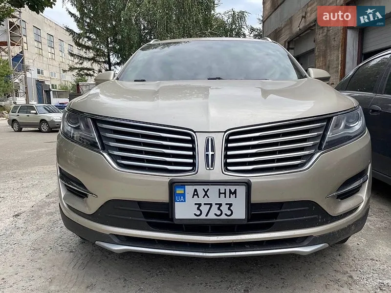 Lincoln MKC 2017