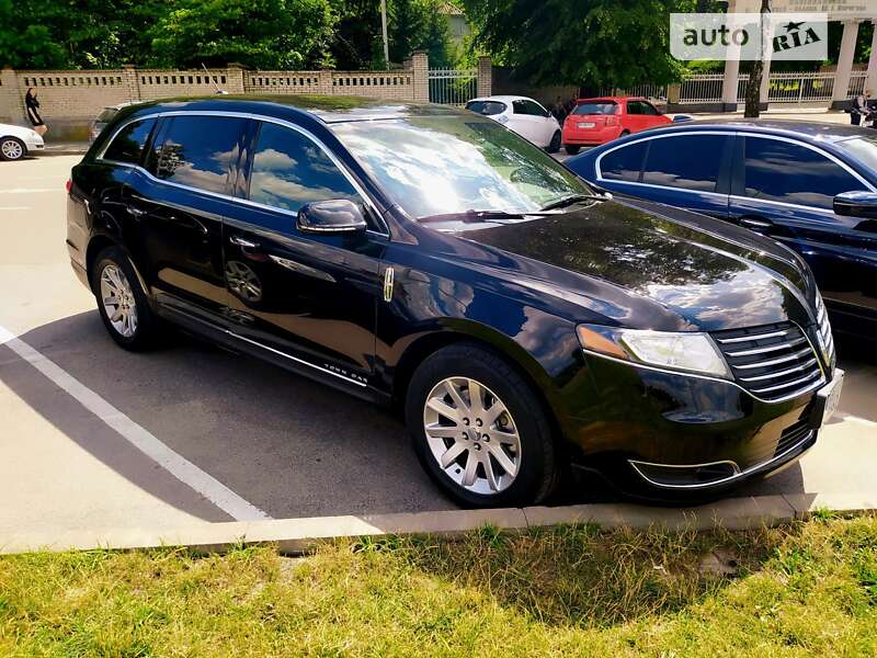 Легковые Lincoln MKT