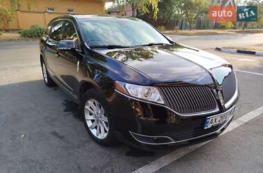 Lincoln MKT  2017