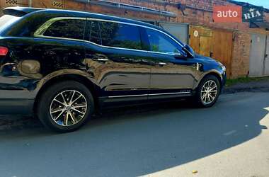 Lincoln MKT  2017