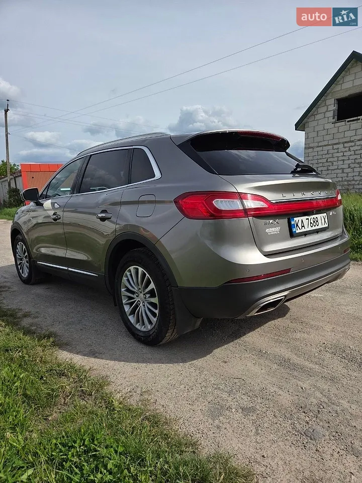 2015 Lincoln MKX - мініатюра 2