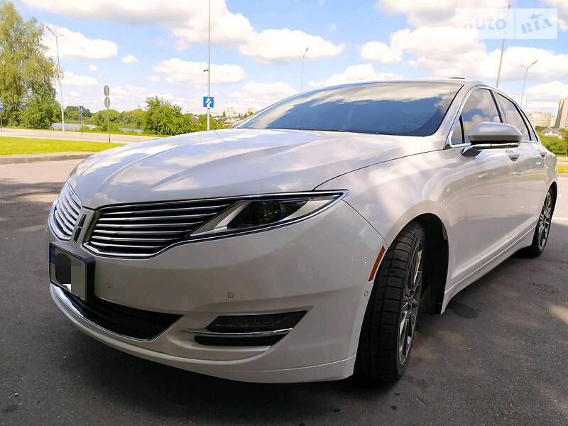 Легковые Lincoln MKZ