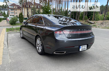 Lincoln MKZ  2014