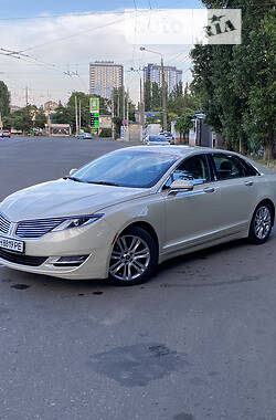 Lincoln MKZ  2014