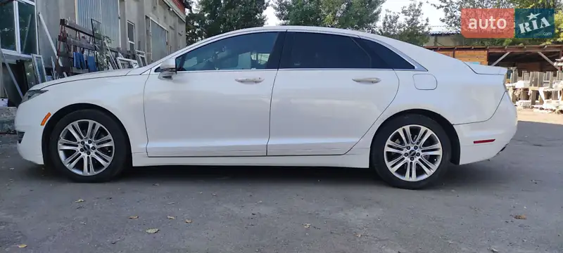 Lincoln MKZ