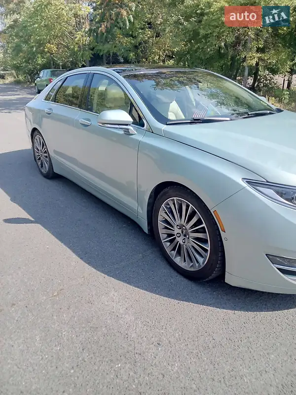 Lincoln MKZ