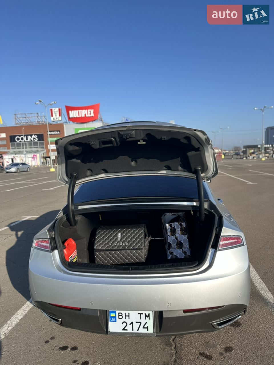 2014 Lincoln MKZ - мініатюра 3