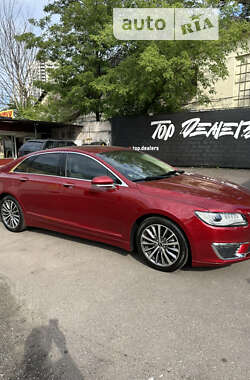 Lincoln MKZ  2017