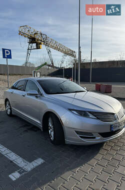 Lincoln MKZ  2014