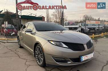 Lincoln MKZ  2015