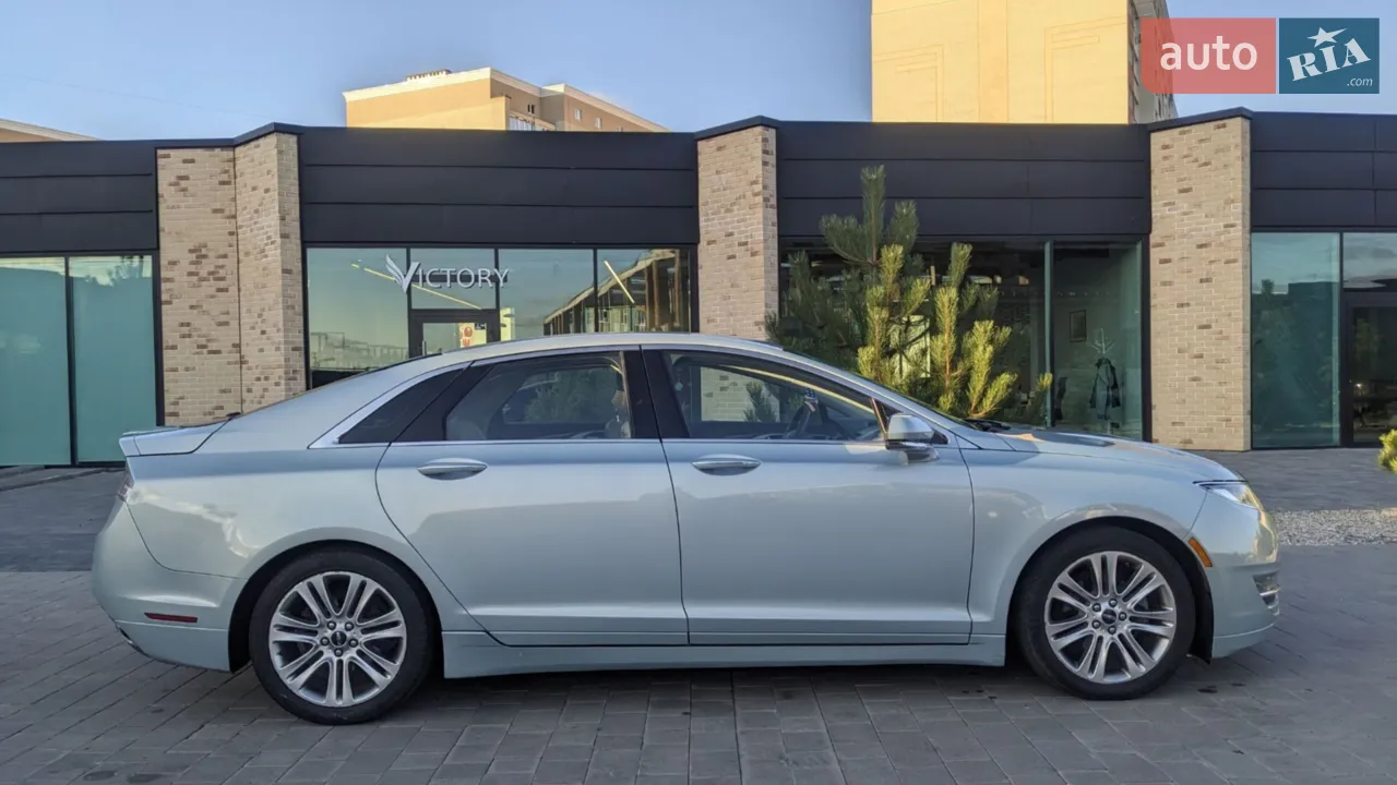 2014 Lincoln MKZ - мініатюра 2
