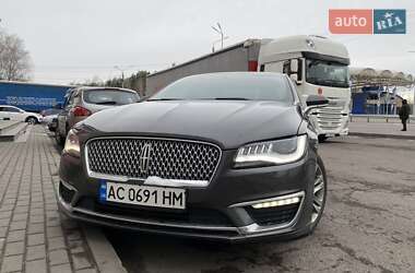 Lincoln MKZ  2017
