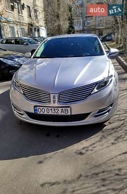 Lincoln MKZ  2015