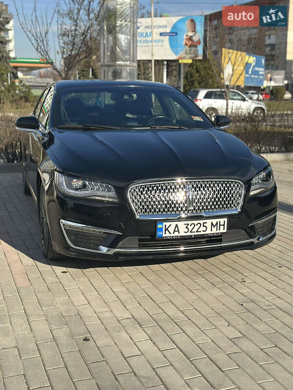 Lincoln MKZ