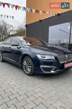 Lincoln MKZ  2017