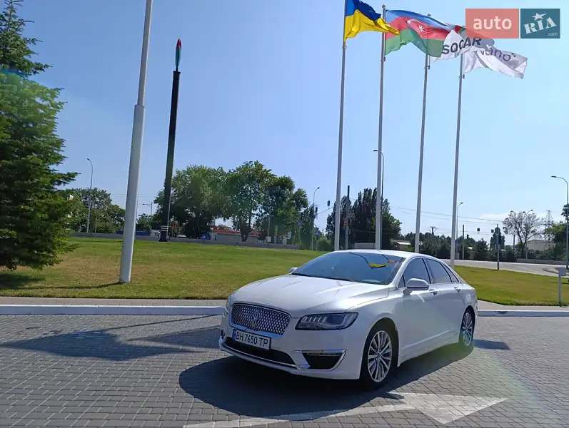 Lincoln MKZ