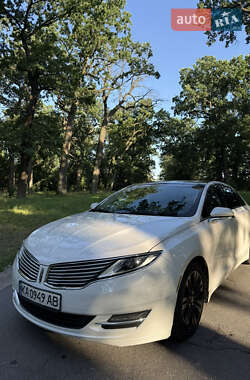 Lincoln MKZ  2014