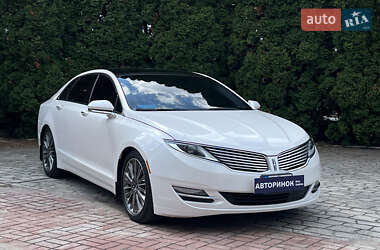 Lincoln MKZ  2014