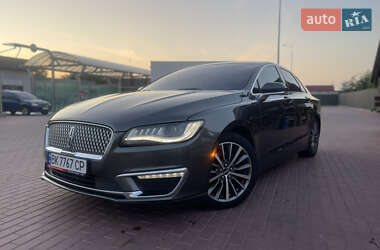 Lincoln MKZ  2019