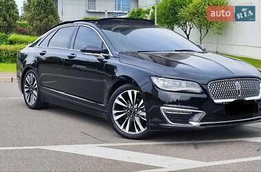 Lincoln MKZ  2019