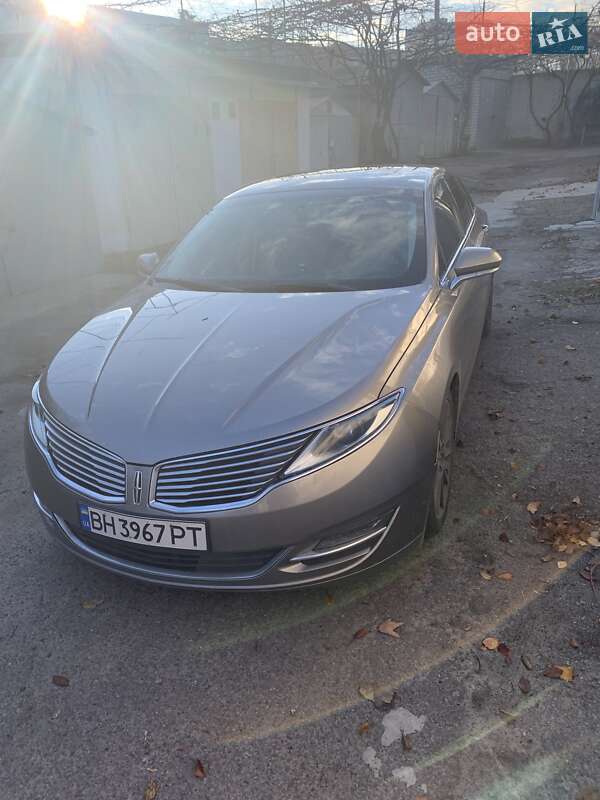 Lincoln MKZ