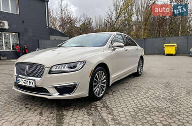 Lincoln MKZ  2019