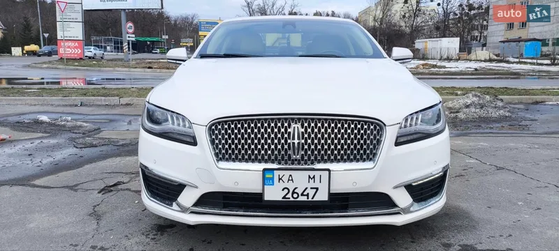 Lincoln MKZ 2019