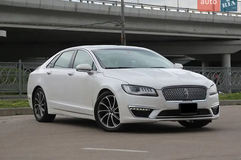 Lincoln MKZ 2019
