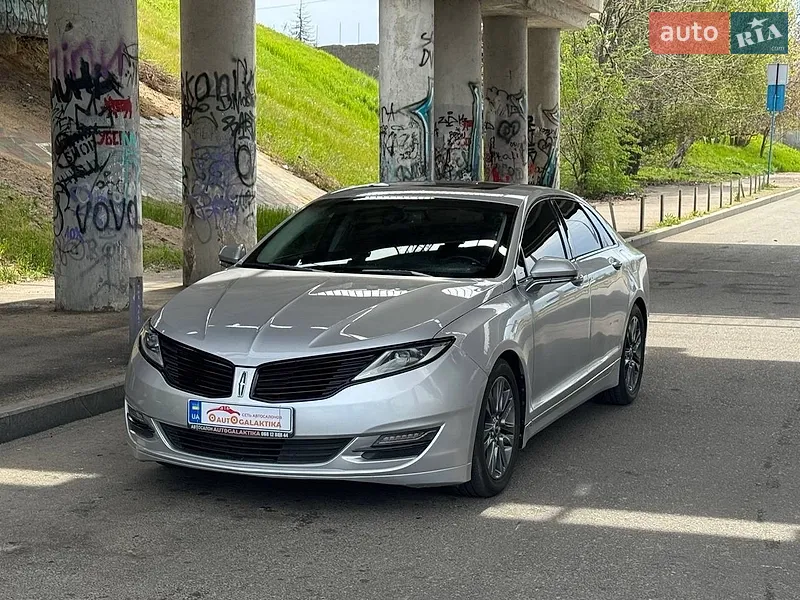 Lincoln MKZ