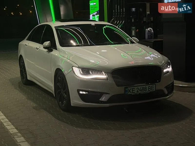 Lincoln MKZ