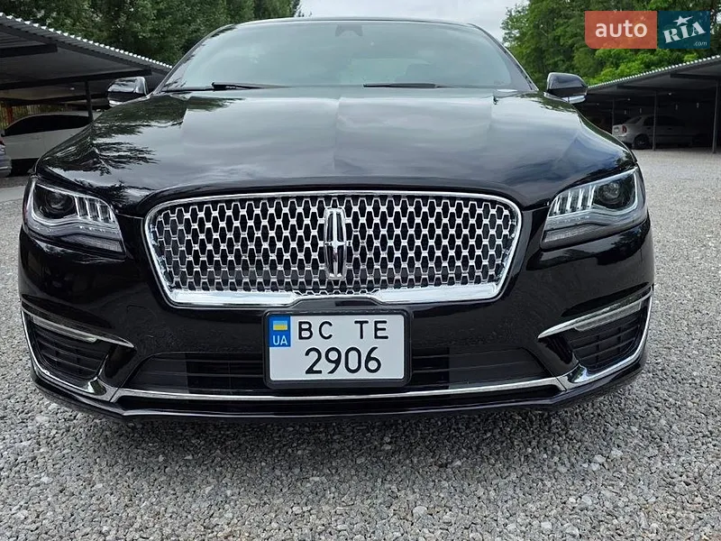 Lincoln MKZ 2019