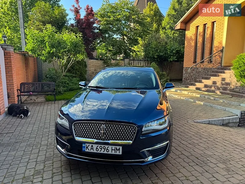 Lincoln MKZ