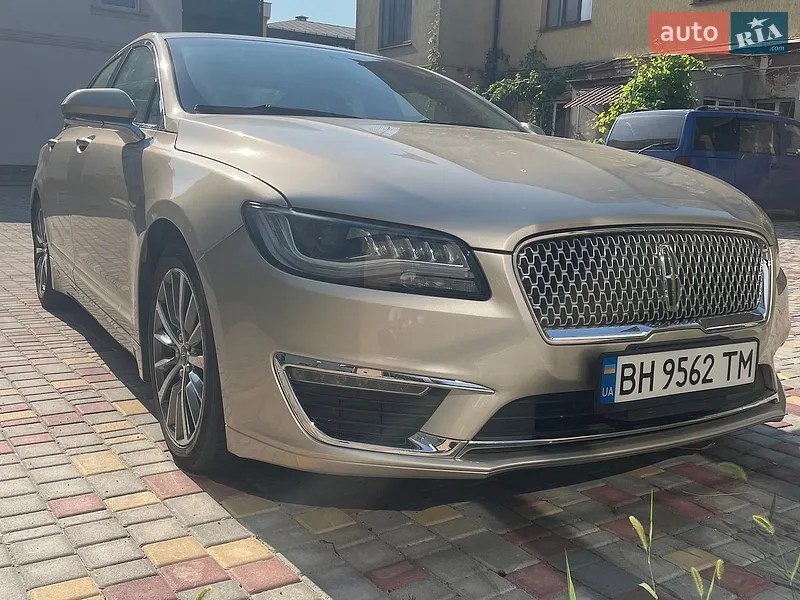 Lincoln MKZ
