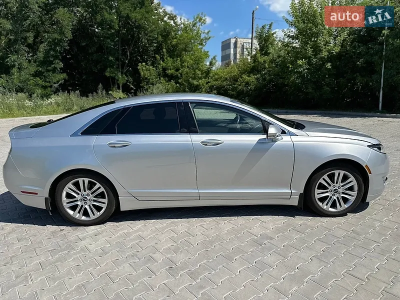Lincoln MKZ 2016